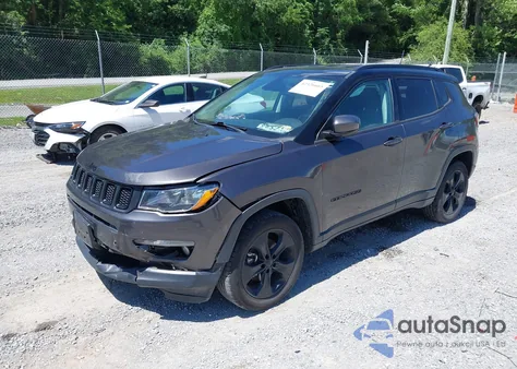 2021 Jeep Compass Altitude 4X4 из США, поврежденный, VIN 3C4NJDBB1MT586712